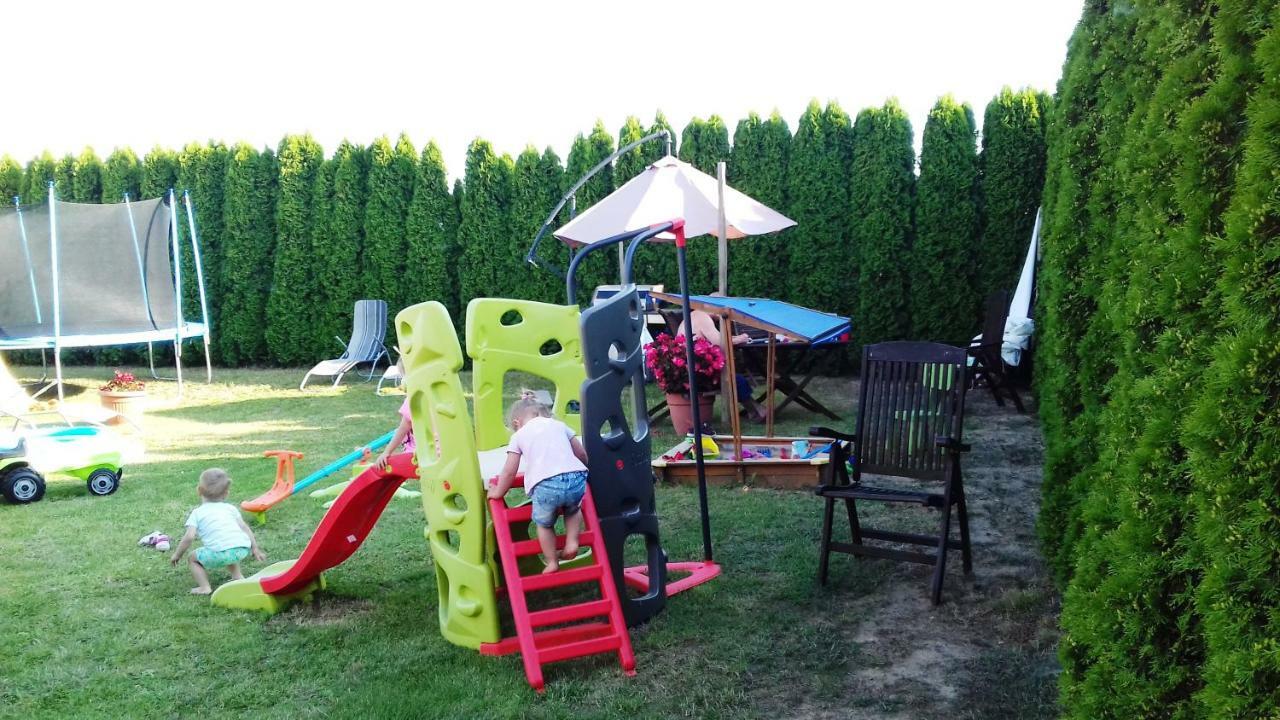 Villa Zacisze Zielone Ogrody Mońki Exterior foto